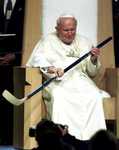 Неужели захотел сыграть папа в НХЛ?!