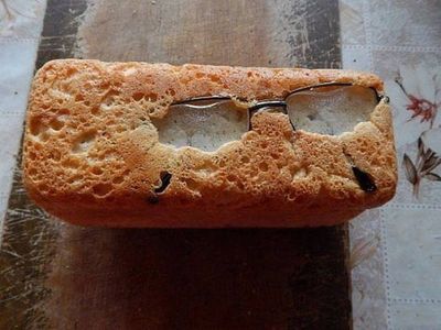Опять на местном хлебзаводе очки втирали?