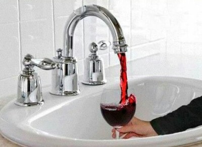  Внимание! Одновременно открывая краны "Вино" и "Водка" вы вредите своему здоровью!