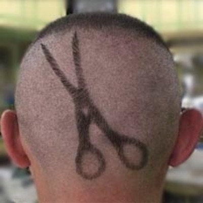 Одна из 1000000000000 неудачных попыток податся в парикмахеры СерГея Зверева 