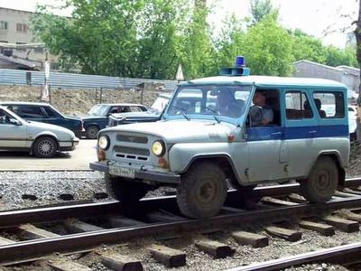 Поезд объедет у меня мигалка.