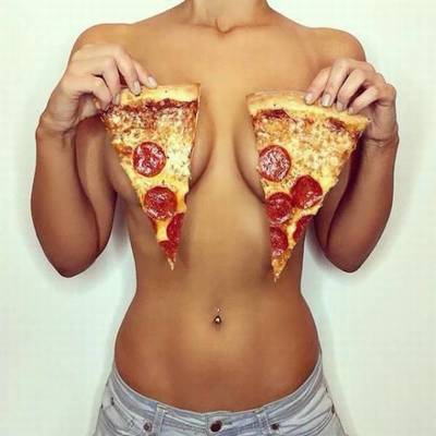 Первым делом, первым делом у нас пицца, ну а девушки, а девушки потом...
