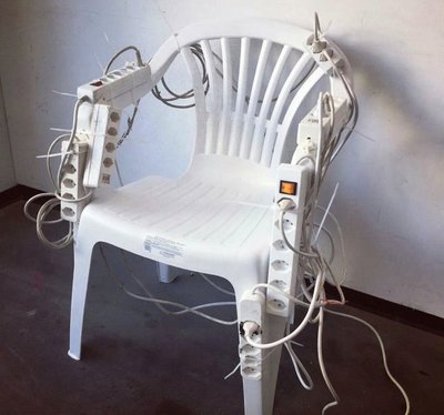 Электрический стул.