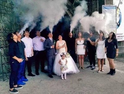 У невесты дым под юбкой
