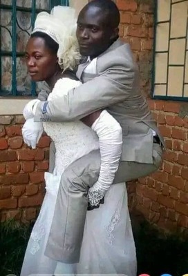 Свадебный кортеж по-африкански.